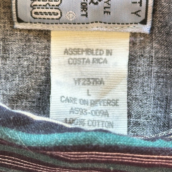 American Hero vertical stripe button-down shirt, size L - Picture 7 of 8